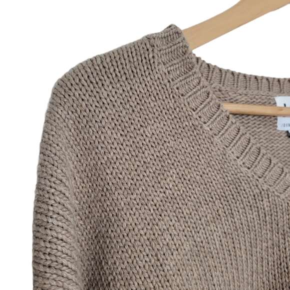 JOHN + JENN Sweater Camel Tan Knit Pull Over Wool Size XS - Picture 3 of 6